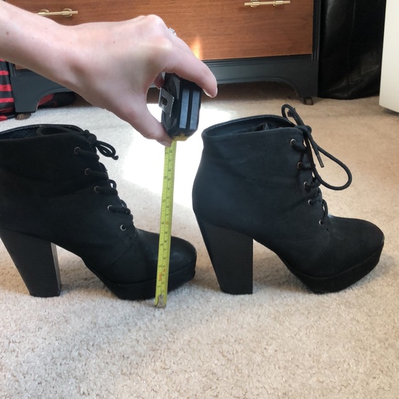 Platform lace up suede black booties - Picture 5 of 8